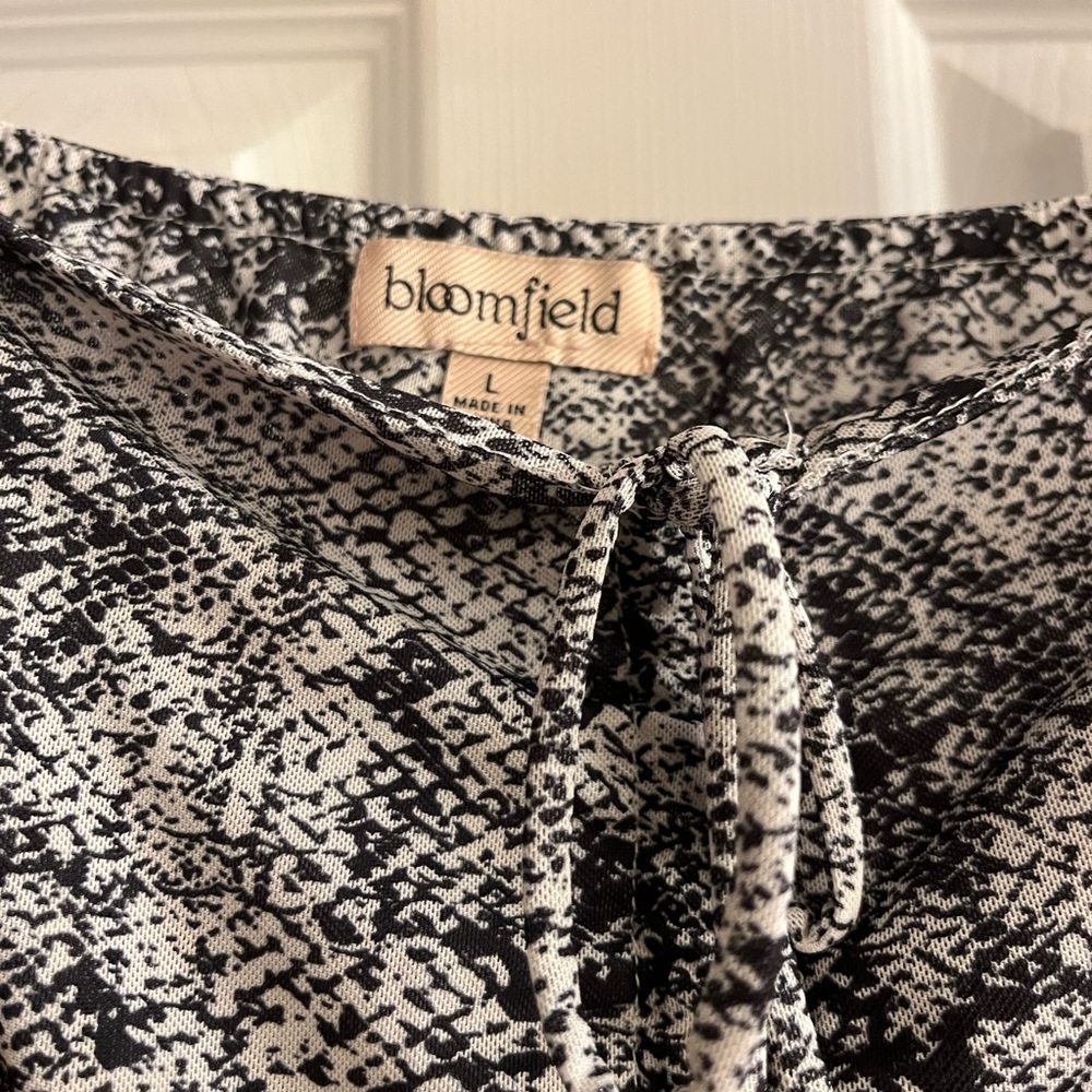 Bloomfield Black and White Top